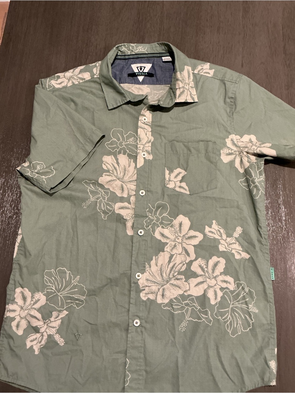 VISSLA Byebiscus Eco Sage Green Short-Sleeve Floral Button-Up Shirt M - Picture 3 of 13